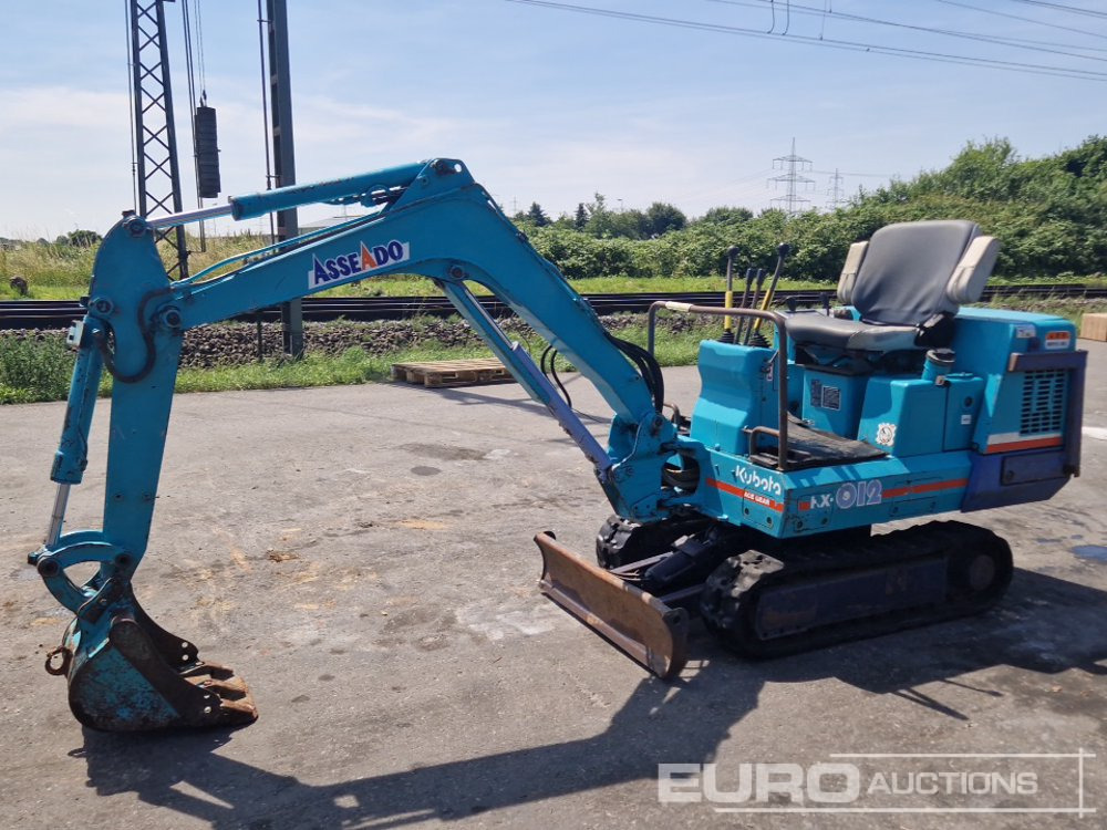 Kubota KX-012 - מיני מחפר: תמונה 1 Kubota KX-012 - מיני מחפר: תמונה 1