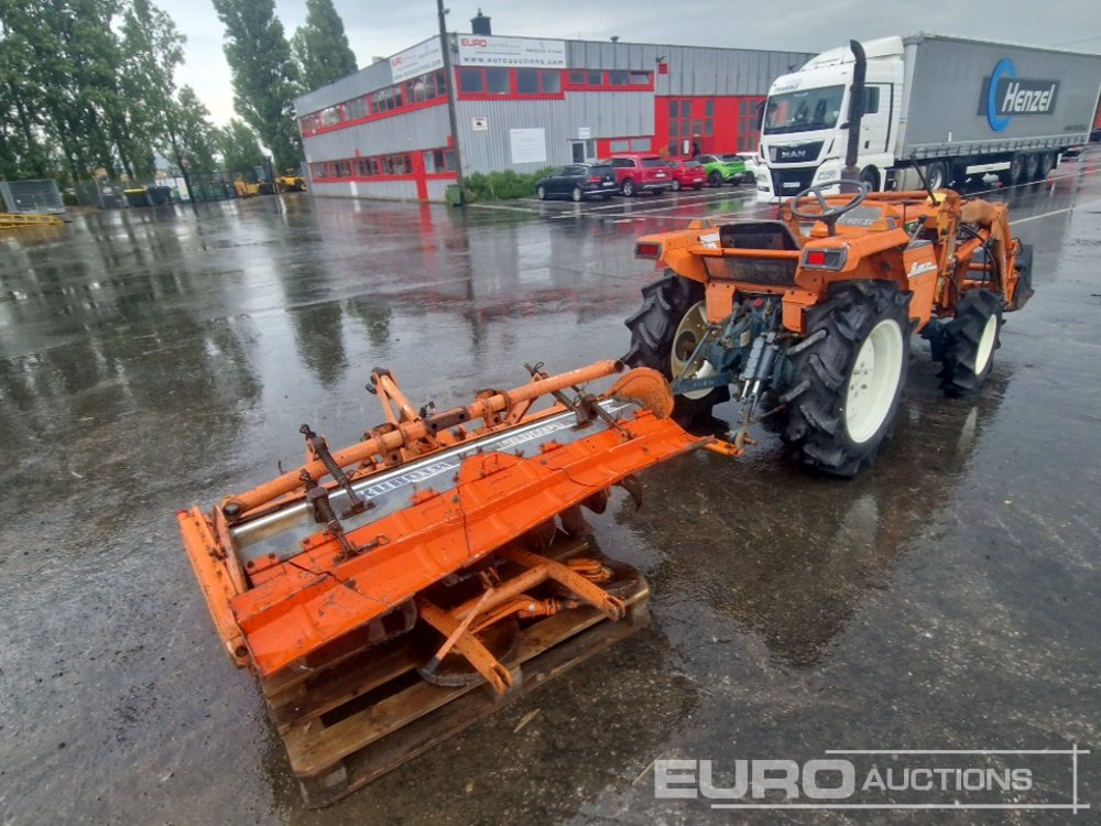 Kubota L1-20 - טרקטור קומפקטי: תמונה 5 Kubota L1-20 - טרקטור קומפקטי: תמונה 5