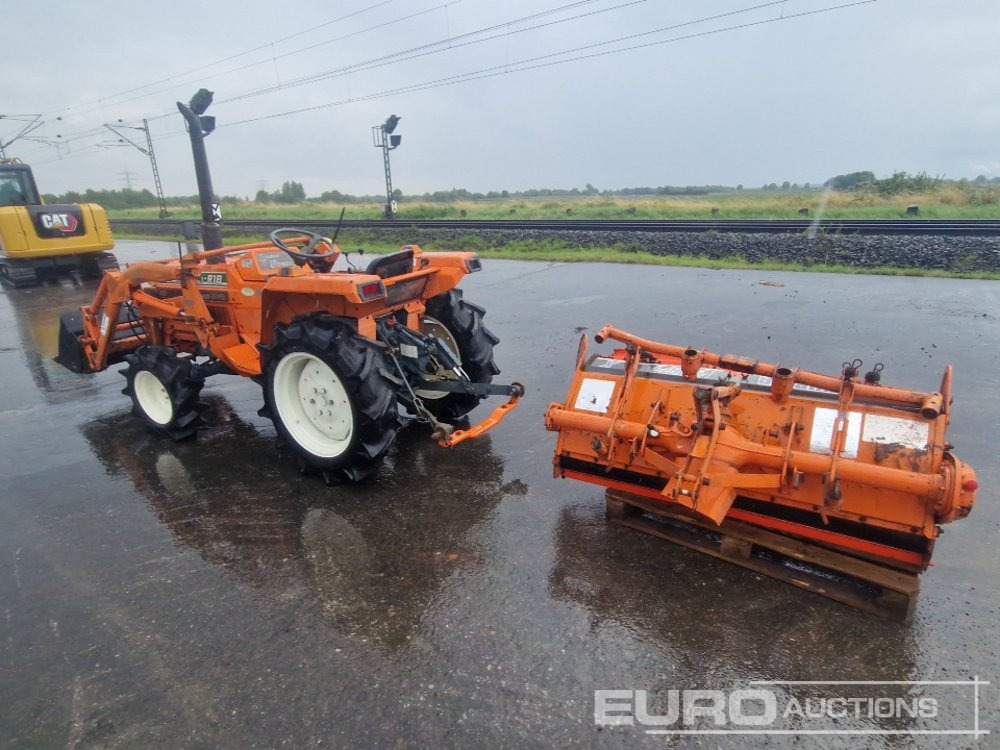 Kubota L1-20 - טרקטור קומפקטי: תמונה 3 Kubota L1-20 - טרקטור קומפקטי: תמונה 3