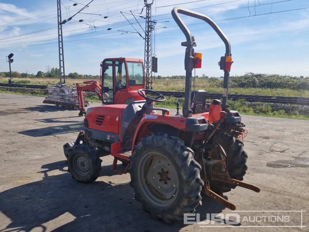 Kubota STV32-R - טרקטור קומפקטי: תמונה 3 Kubota STV32-R - טרקטור קומפקטי: תמונה 3