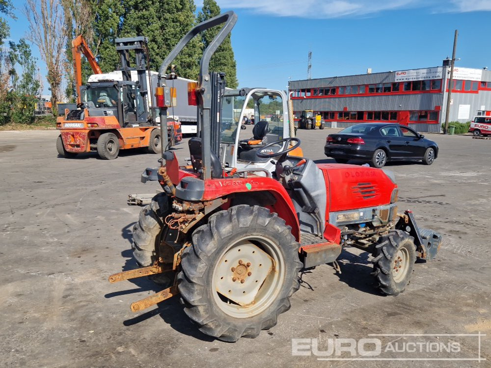 Kubota STV32-R - טרקטור קומפקטי: תמונה 4 Kubota STV32-R - טרקטור קומפקטי: תמונה 4