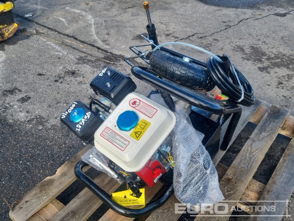 MAXWIN MT3500PSI Petrol Power Washer, 240Bar, 6.5HP - ציוד בנייה: תמונה 1 MAXWIN MT3500PSI Petrol Power Washer, 240Bar, 6.5HP - ציוד בנייה: תמונה 1