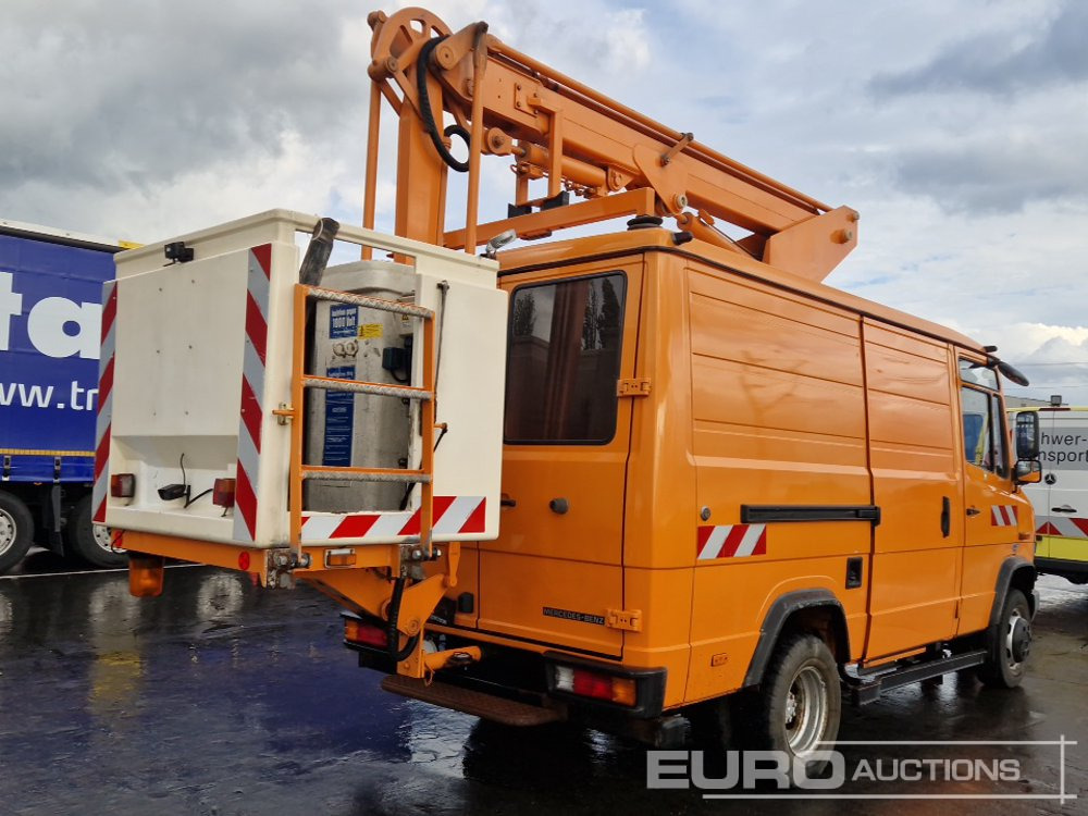 Mercedes 612D - פלטפורמה אווירית מותקנת על משאית: תמונה 5 Mercedes 612D - פלטפורמה אווירית מותקנת על משאית: תמונה 5