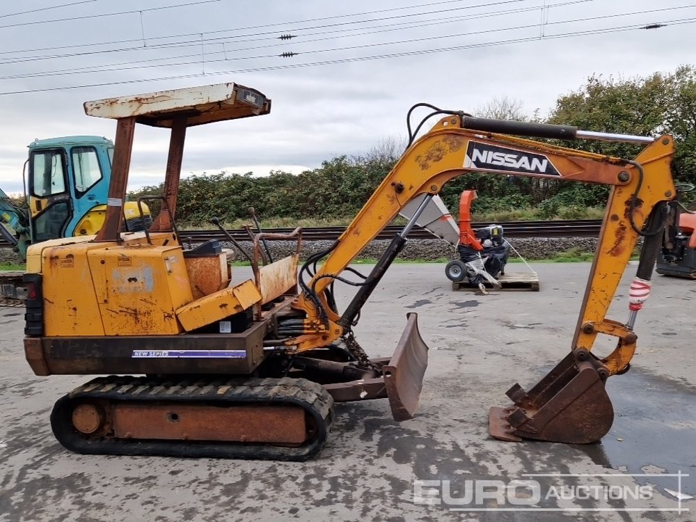 Nissan N260.2 - מיני מחפר: תמונה 5 Nissan N260.2 - מיני מחפר: תמונה 5