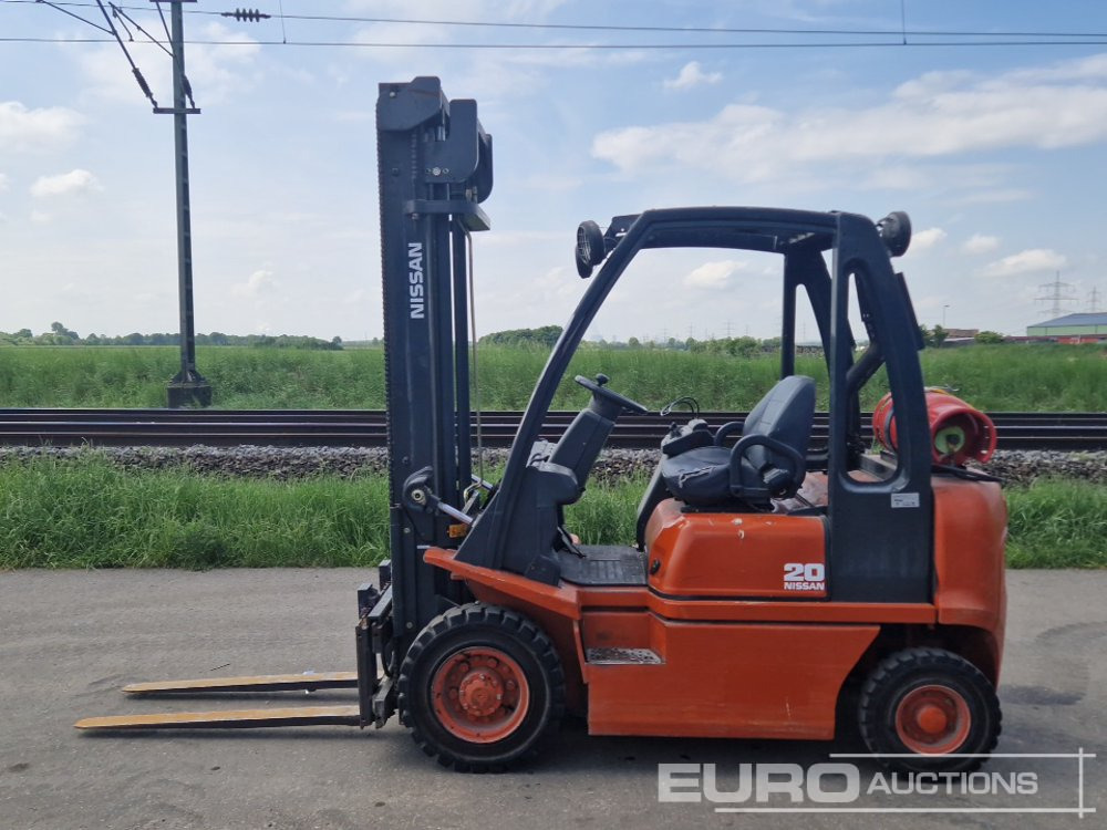 Nissan UD02A20P - מלגזה: תמונה 2 Nissan UD02A20P - מלגזה: תמונה 2
