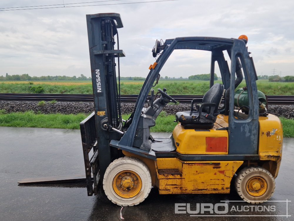 Nissan UD02A25PQ - מלגזה: תמונה 2 Nissan UD02A25PQ - מלגזה: תמונה 2