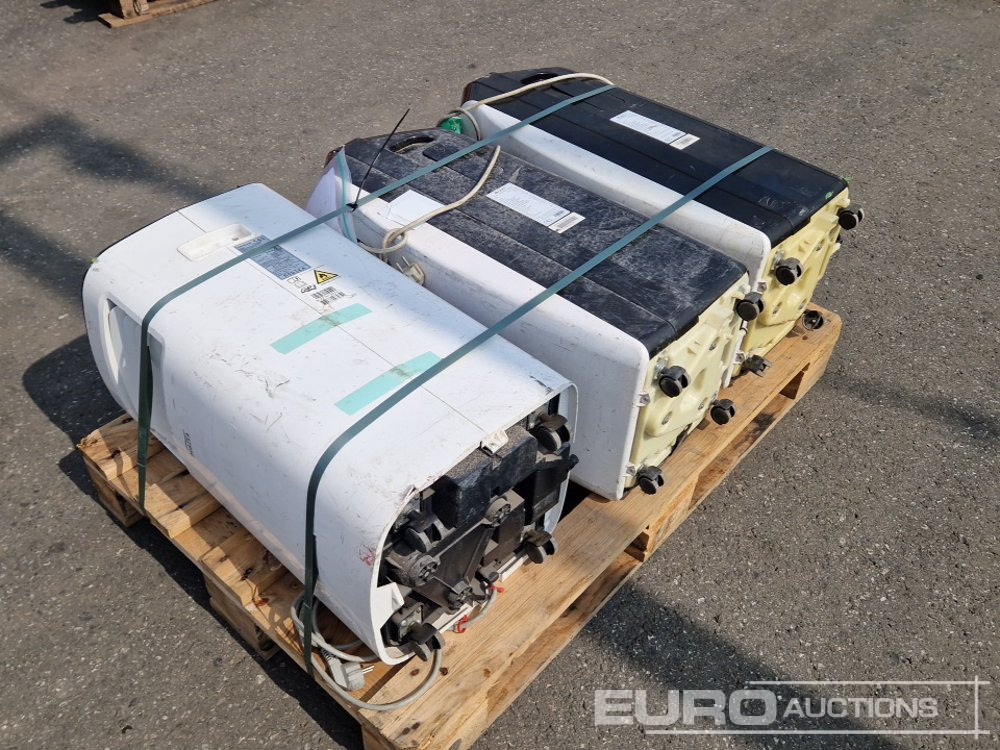 Pallet of Air Conditioning Units (3 of) - ציוד בנייה: תמונה 4 Pallet of Air Conditioning Units (3 of) - ציוד בנייה: תמונה 4