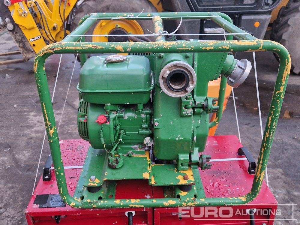 Pallet of asphalt saw, Electric Space Heater (2 of) Wacker water Pump - מחמם בנייה: תמונה 5 Pallet of asphalt saw, Electric Space Heater (2 of) Wacker water Pump - מחמם בנייה: תמונה 5