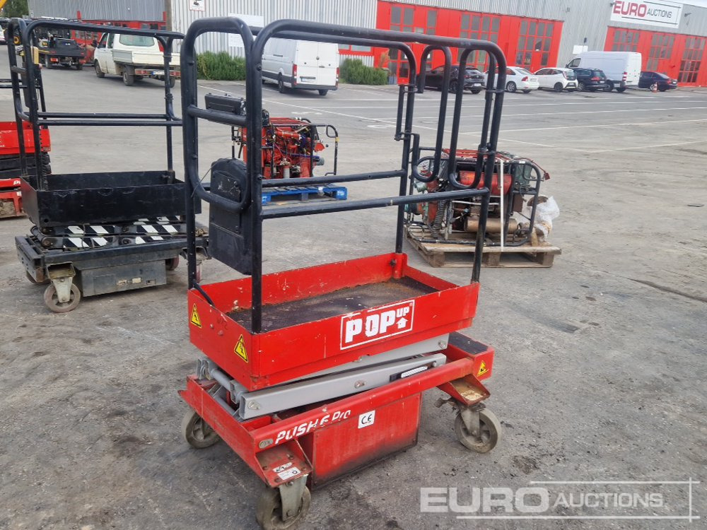 Pop Up Electric Scissor Lift - פלטפורמה אווירית: תמונה 3 Pop Up Electric Scissor Lift - פלטפורמה אווירית: תמונה 3