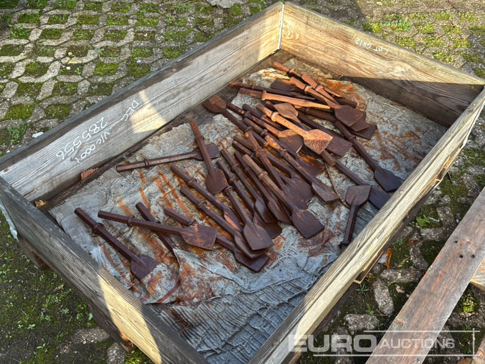 Selection of Chisels - פטיש הידרולי: תמונה 2 Selection of Chisels - פטיש הידרולי: תמונה 2