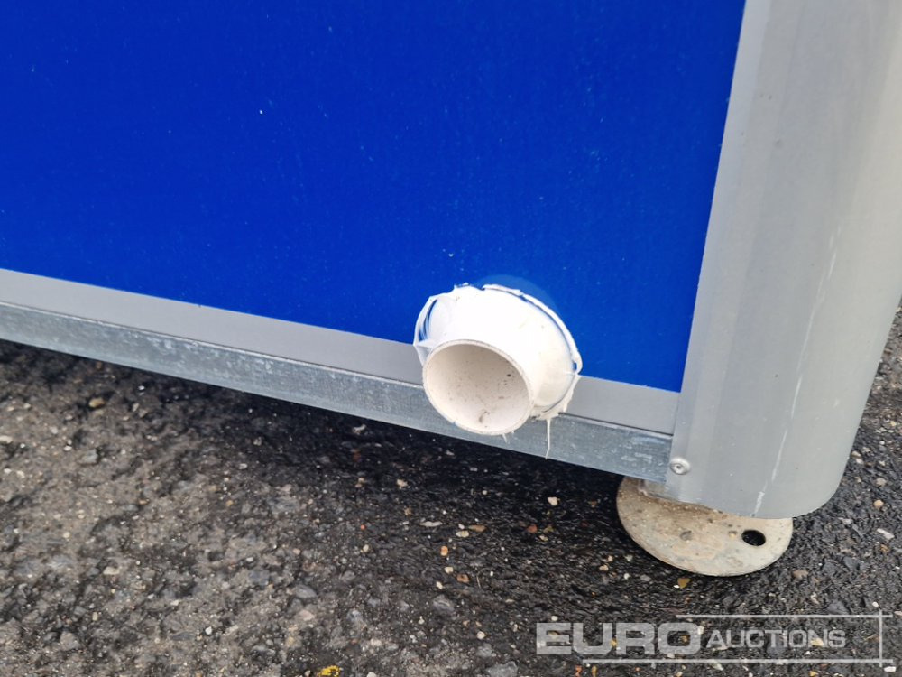 מכולת משלוח Single Shower Container: תמונה 7 מכולת משלוח Single Shower Container: תמונה 7