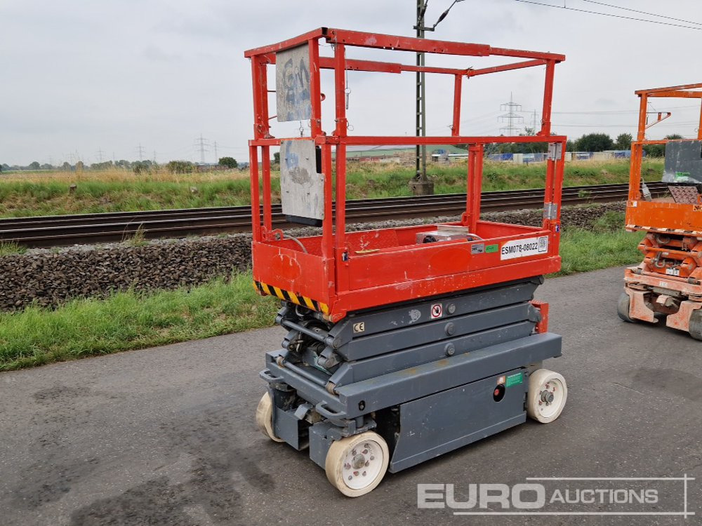 SkyJack SJ111-3219 - פלטפורמה אווירית: תמונה 1 SkyJack SJ111-3219 - פלטפורמה אווירית: תמונה 1