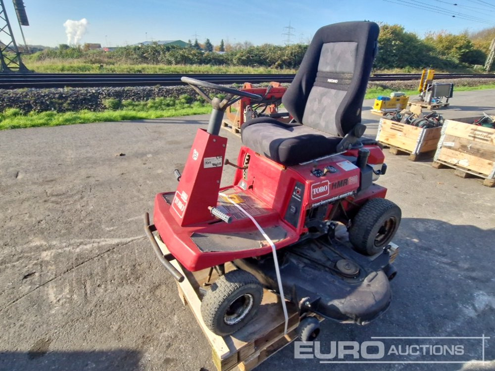 Toro HMRB1600 Ride On Lawnmover - מכסחת גינה: תמונה 1 Toro HMRB1600 Ride On Lawnmover - מכסחת גינה: תמונה 1