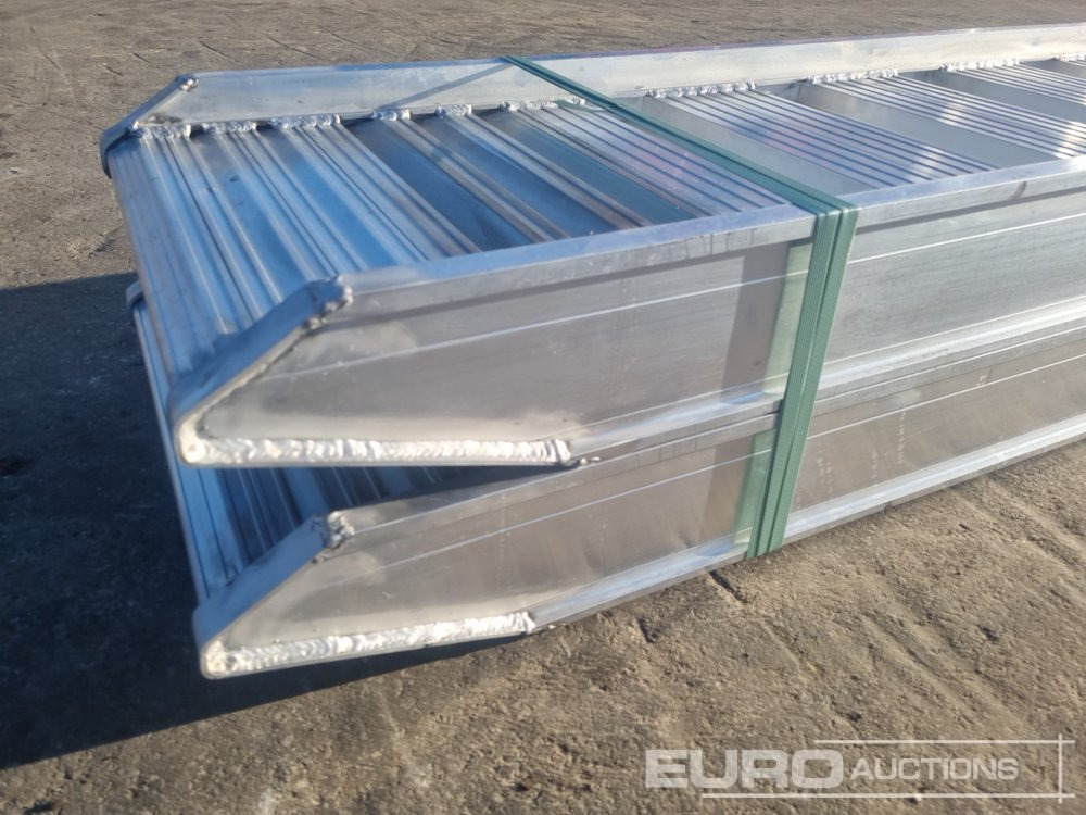 Unused 148.30L Aluminium Loading Rampes (2 of) 9000kg Capacity, 3000mm Length - רמפת העמסה: תמונה 5 Unused 148.30L Aluminium Loading Rampes (2 of) 9000kg Capacity, 3000mm Length - רמפת העמסה: תמונה 5