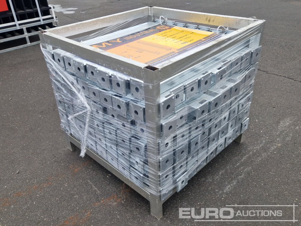 Unused 2025 KMY INDUSTRIAL Iron Post , Unused Hot-Dip Galvanized Iron Post, Length 35.827", Structural Support For Fencing, Guardrails & Stair Systems - מכולת בנייה: תמונה 4 Unused 2025 KMY INDUSTRIAL Iron Post , Unused Hot-Dip Galvanized Iron Post, Length 35.827", Structural Support For Fencing, Guardrails & Stair Systems - מכולת בנייה: תמונה 4