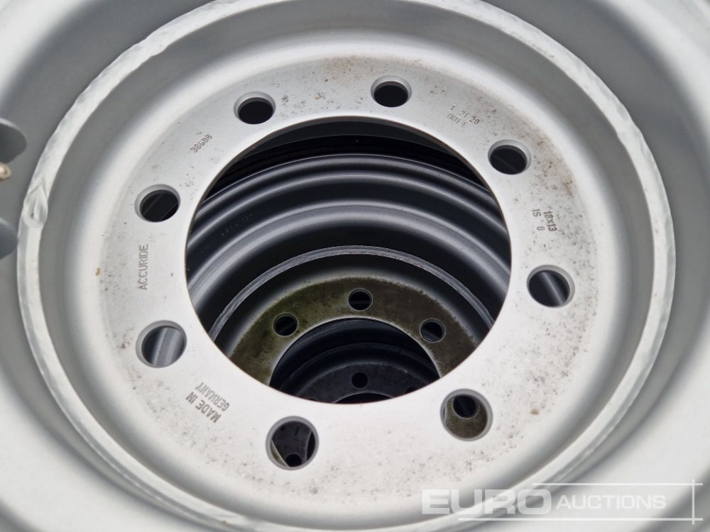 Unused Alliance 405/70R18 Tyres with Rims (4 of) - צמיג: תמונה 5 Unused Alliance 405/70R18 Tyres with Rims (4 of) - צמיג: תמונה 5