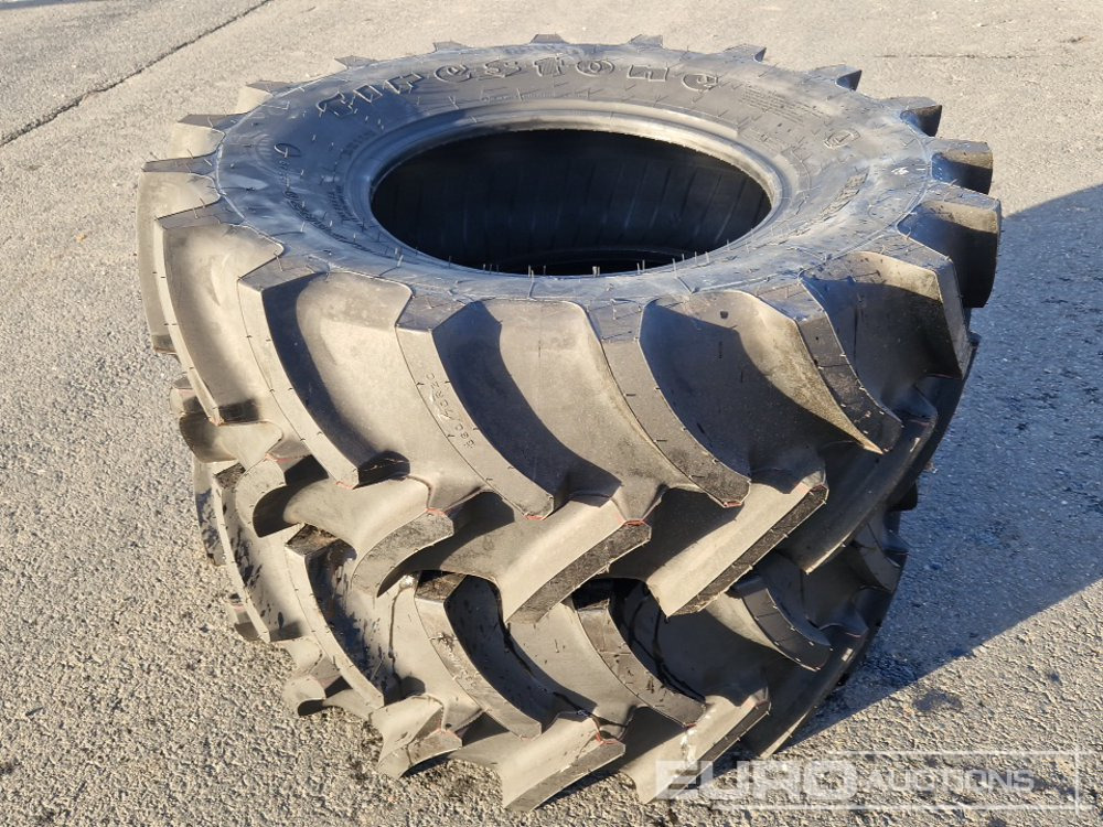 Unused Firestone 360/70R20 Tyres (2 of) - צמיג: תמונה 1 Unused Firestone 360/70R20 Tyres (2 of) - צמיג: תמונה 1