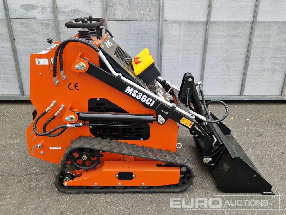 Unused Tracked Skidsteer Loader, Piped, Bucket - מעמיס רצועות קומפקטי: תמונה 5 Unused Tracked Skidsteer Loader, Piped, Bucket - מעמיס רצועות קומפקטי: תמונה 5