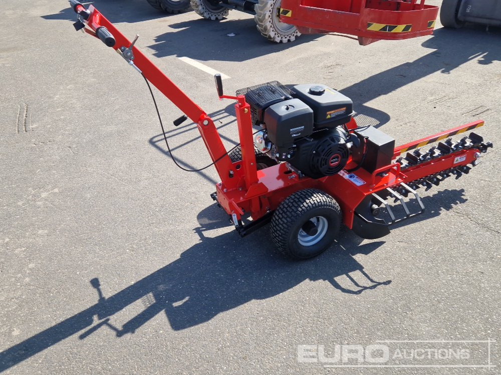 Unused Walk Behind Trencher - טרנצ'ר: תמונה 4 Unused Walk Behind Trencher - טרנצ'ר: תמונה 4