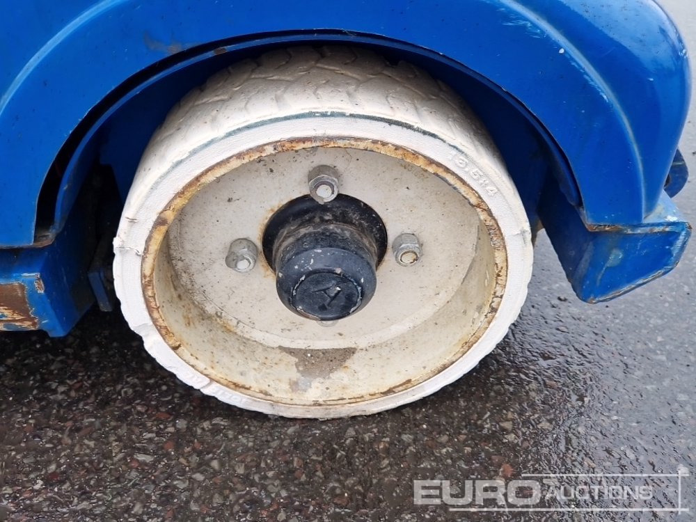 Up-Right MB 20N - מעלית תורן אנכית: תמונה 4 Up-Right MB 20N - מעלית תורן אנכית: תמונה 4