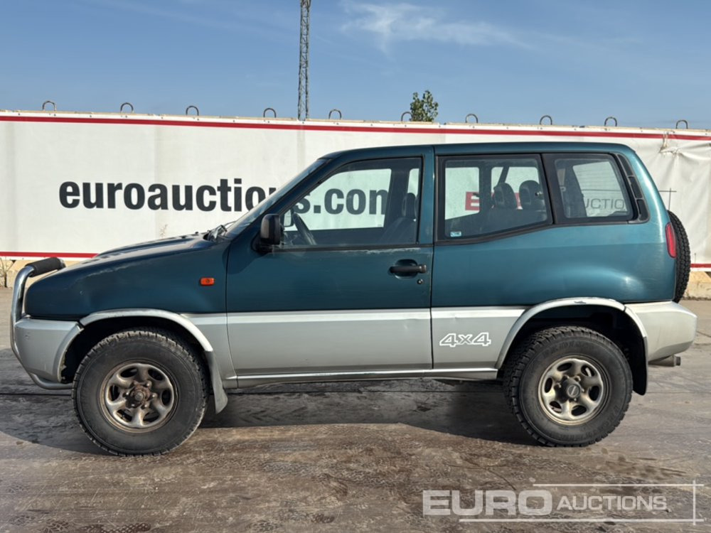1995 Nissan Terrano II - SUV: תמונה 2 1995 Nissan Terrano II - SUV: תמונה 2