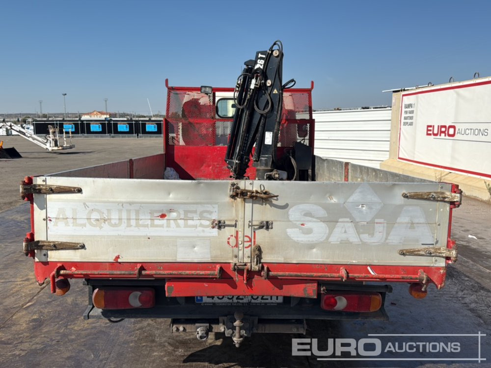 2004 Nissan Cabstar - משאית צד נופל/ שטוחה: תמונה 4 2004 Nissan Cabstar - משאית צד נופל/ שטוחה: תמונה 4