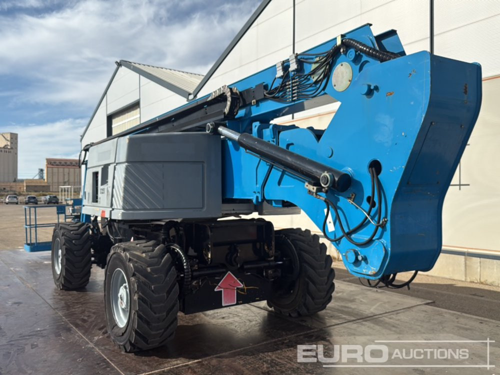 2005 Haulotte HA32PX - פלטפורמה אווירית: תמונה 3 2005 Haulotte HA32PX - פלטפורמה אווירית: תמונה 3