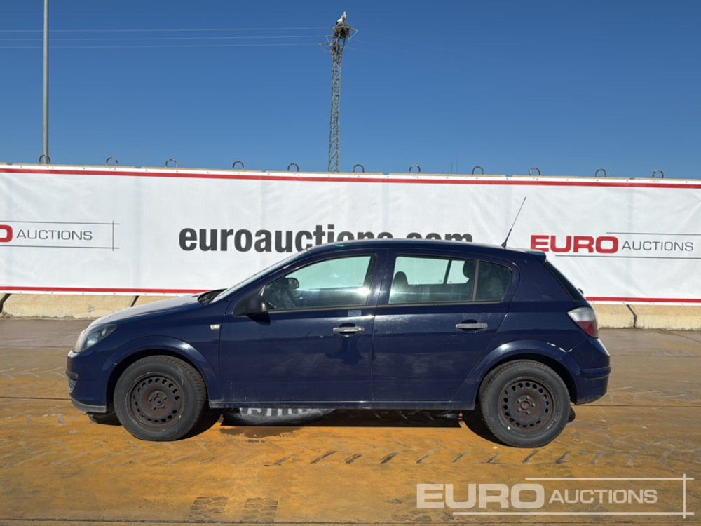 2005 Opel Astra - SUV: תמונה 2 2005 Opel Astra - SUV: תמונה 2