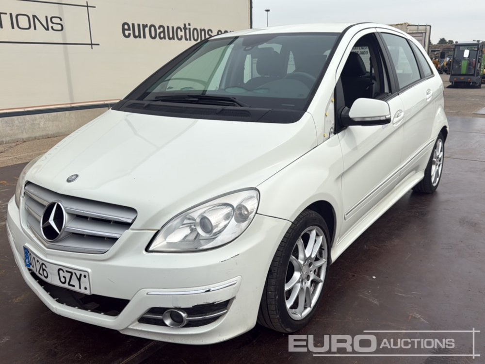 2010 Mercedes Benz B180 CDI - מכונית: תמונה 1 2010 Mercedes Benz B180 CDI - מכונית: תמונה 1