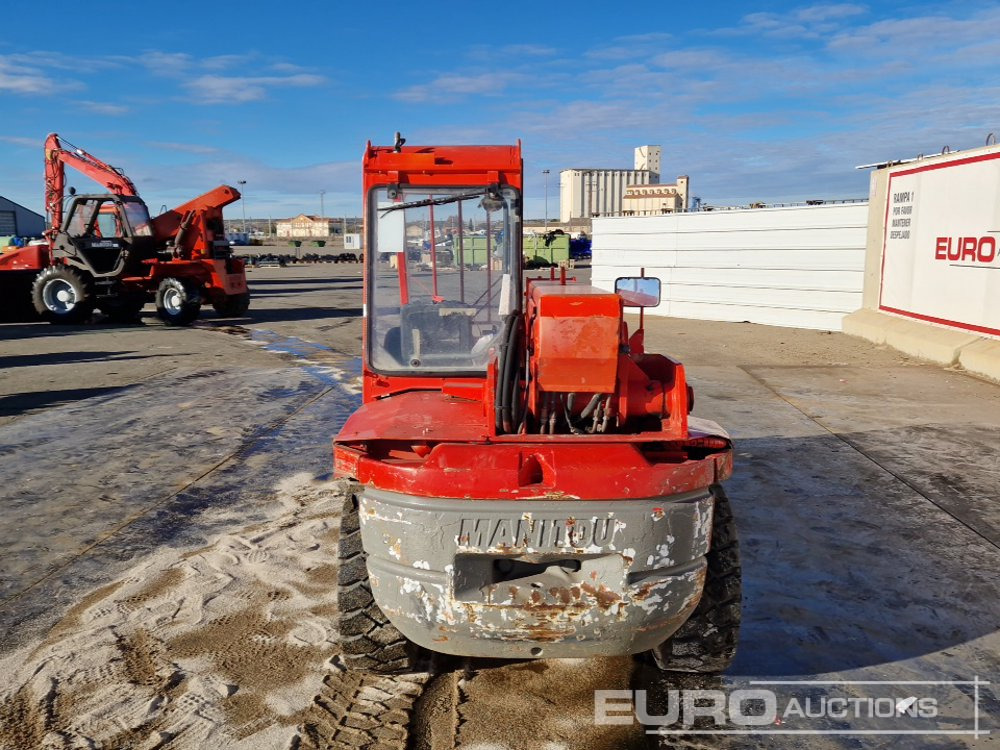 2012 Manitou BT420 - מפעיל טלסקופי: תמונה 4 2012 Manitou BT420 - מפעיל טלסקופי: תמונה 4