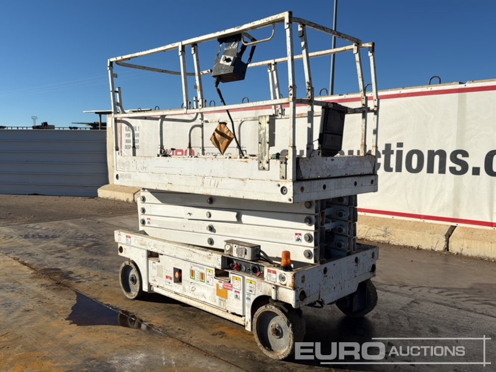 2014 Haulotte Compact 12 - פלטפורמה אווירית: תמונה 3 2014 Haulotte Compact 12 - פלטפורמה אווירית: תמונה 3