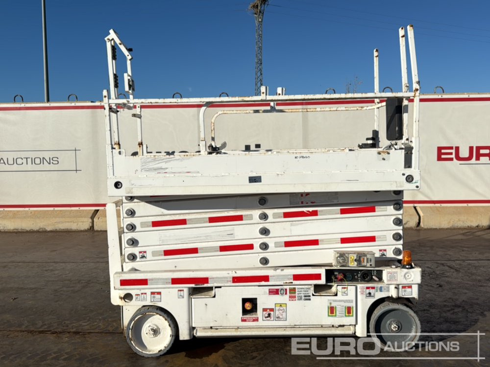 2015 Haulotte Compact 14 - פלטפורמה אווירית: תמונה 2 2015 Haulotte Compact 14 - פלטפורמה אווירית: תמונה 2