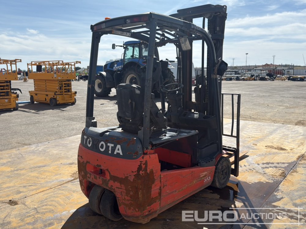 2015 Toyota 8FBET18 - מלגזה חשמלית: תמונה 5 2015 Toyota 8FBET18 - מלגזה חשמלית: תמונה 5