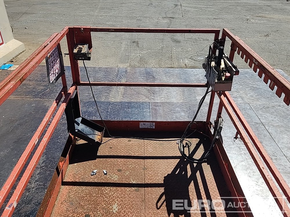 פלטפורמה אווירית 2016 SkyJack SJ6832RT: תמונה 20