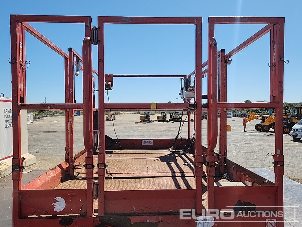 פלטפורמה אווירית 2016 SkyJack SJ6832RT: תמונה 19