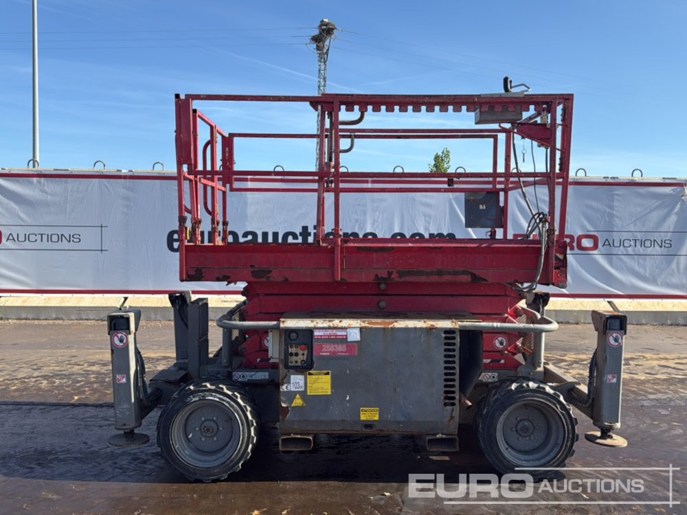 פלטפורמה אווירית 2016 SkyJack SJ6832RT: תמונה 6