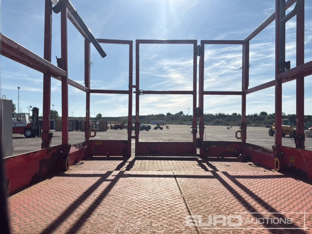 פלטפורמה אווירית 2016 SkyJack SJ6832RT: תמונה 18