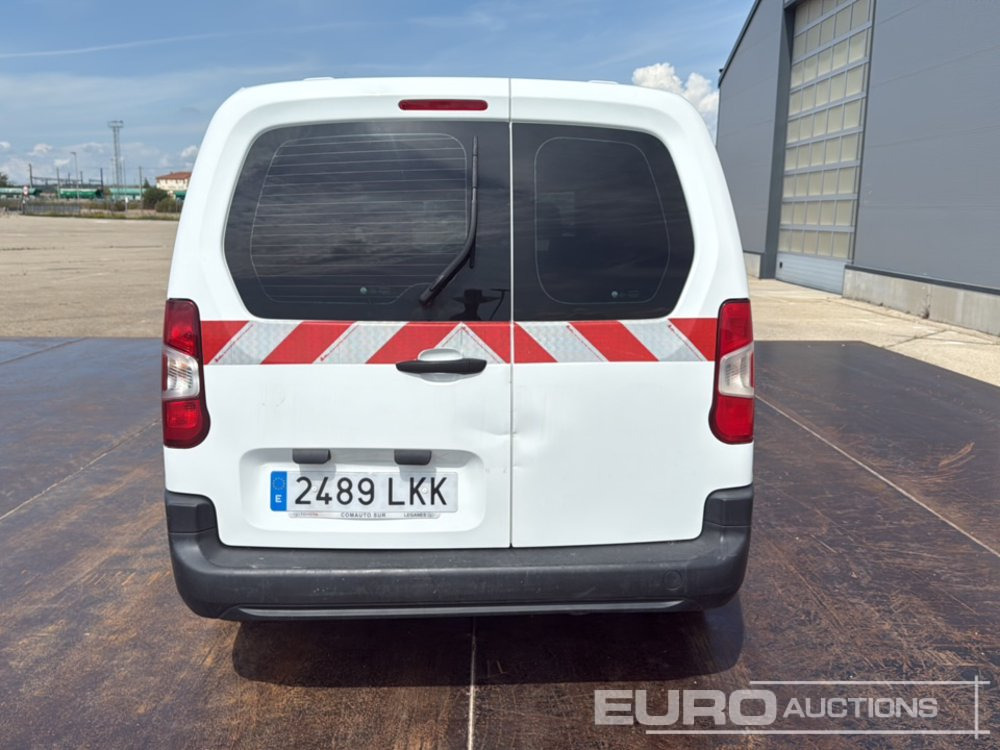 2020 Toyota Proace City - כלי רכב מסחרי: תמונה 4 2020 Toyota Proace City - כלי רכב מסחרי: תמונה 4
