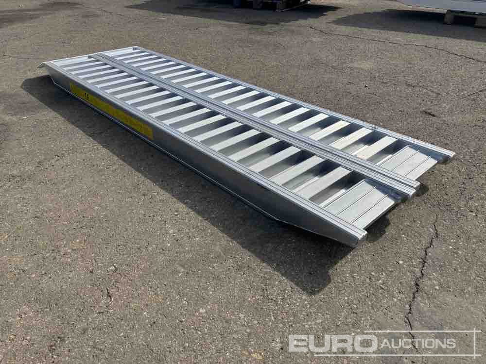 ציוד בנייה Aluminium Ramp (2 of) (250cm Length, 6Ton Capacity): תמונה 7