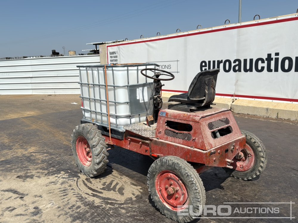 Compact Tractor, Water Tank - טרקטור קומפקטי: תמונה 3 Compact Tractor, Water Tank - טרקטור קומפקטי: תמונה 3