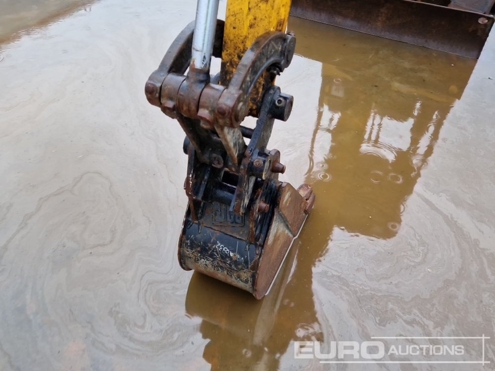 מיני מחפר JCB 16C-1: תמונה 26