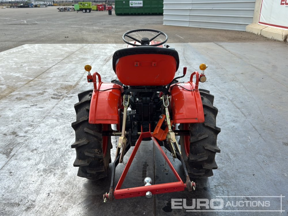 Kubota B5001 - טרקטור קומפקטי: תמונה 4 Kubota B5001 - טרקטור קומפקטי: תמונה 4
