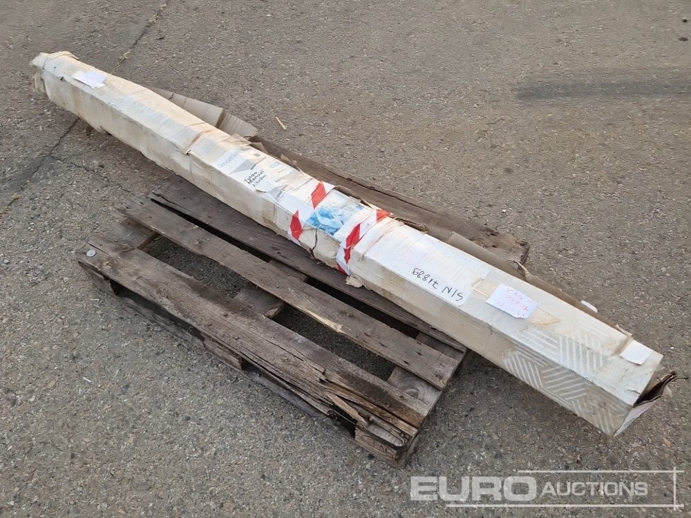 Retractable Sunblocker (2.5x2m) - ציוד בנייה: תמונה 3 Retractable Sunblocker (2.5x2m) - ציוד בנייה: תמונה 3