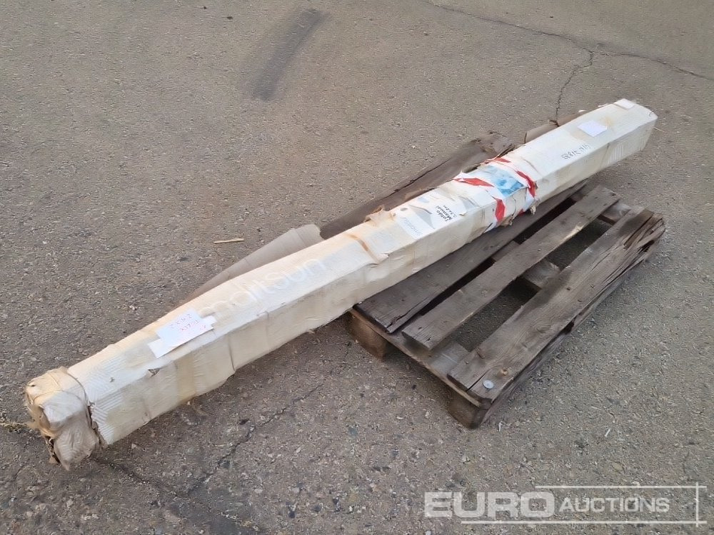 Retractable Sunblocker (2.5x2m) - ציוד בנייה: תמונה 4 Retractable Sunblocker (2.5x2m) - ציוד בנייה: תמונה 4