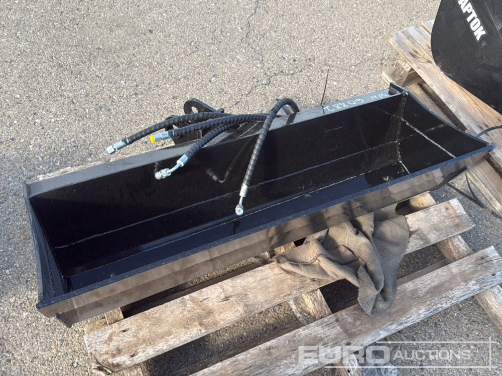 Unused 2025 Captok 40" Tilt Ditching Bucket to suit Mini Excavator / Cazo - דלי: תמונה 3 Unused 2025 Captok 40" Tilt Ditching Bucket to suit Mini Excavator / Cazo - דלי: תמונה 3
