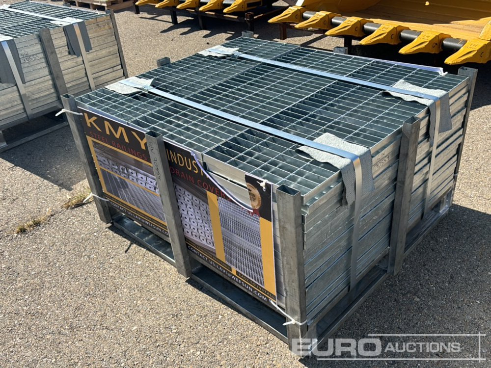 Unused 2025 KMY Industrial Hot-dip Galvanized Steel Grating L39.370*W15.748*H1.181", Designed To Allow Water Flow While Providing Safe, Stable Ground Coverage - ציוד בנייה: תמונה 3 Unused 2025 KMY Industrial Hot-dip Galvanized Steel Grating L39.370*W15.748*H1.181", Designed To Allow Water Flow While Providing Safe, Stable Ground Coverage - ציוד בנייה: תמונה 3