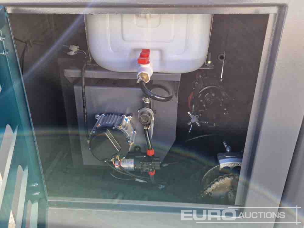 Unused 2025 Kaster S.2000 - מטאטא כבישים: תמונה 1 Unused 2025 Kaster S.2000 - מטאטא כבישים: תמונה 1