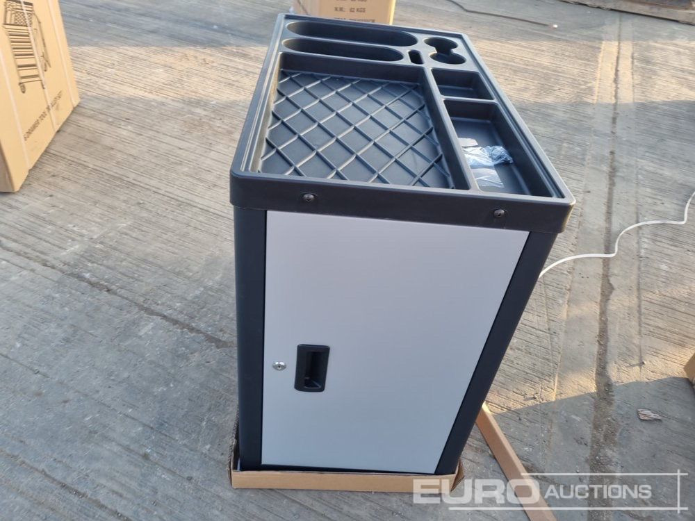 Unused Germany Tools Tools Trolley, 220Pcs, Complete with Tools, 6 Drawers / Carro Porta Herramientas Completo, 6 Cajones - ציוד לסדנאות: תמונה 4 Unused Germany Tools Tools Trolley, 220Pcs, Complete with Tools, 6 Drawers / Carro Porta Herramientas Completo, 6 Cajones - ציוד לסדנאות: תמונה 4