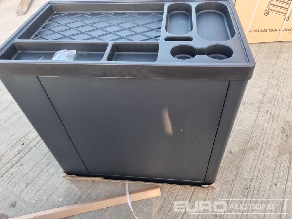 Unused Germany Tools Tools Trolley, 220Pcs, Complete with Tools, 6 Drawers / Carro Porta Herramientas Completo, 6 Cajones - ציוד לסדנאות: תמונה 2 Unused Germany Tools Tools Trolley, 220Pcs, Complete with Tools, 6 Drawers / Carro Porta Herramientas Completo, 6 Cajones - ציוד לסדנאות: תמונה 2