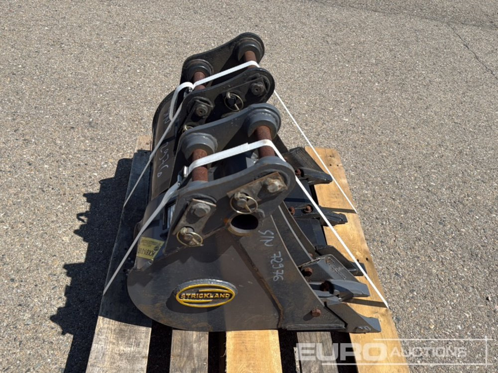 Unused Strickland 18", 9" Digging Buckets 30mm Pin to suit Mini Excavator - דלי: תמונה 5 Unused Strickland 18", 9" Digging Buckets 30mm Pin to suit Mini Excavator - דלי: תמונה 5